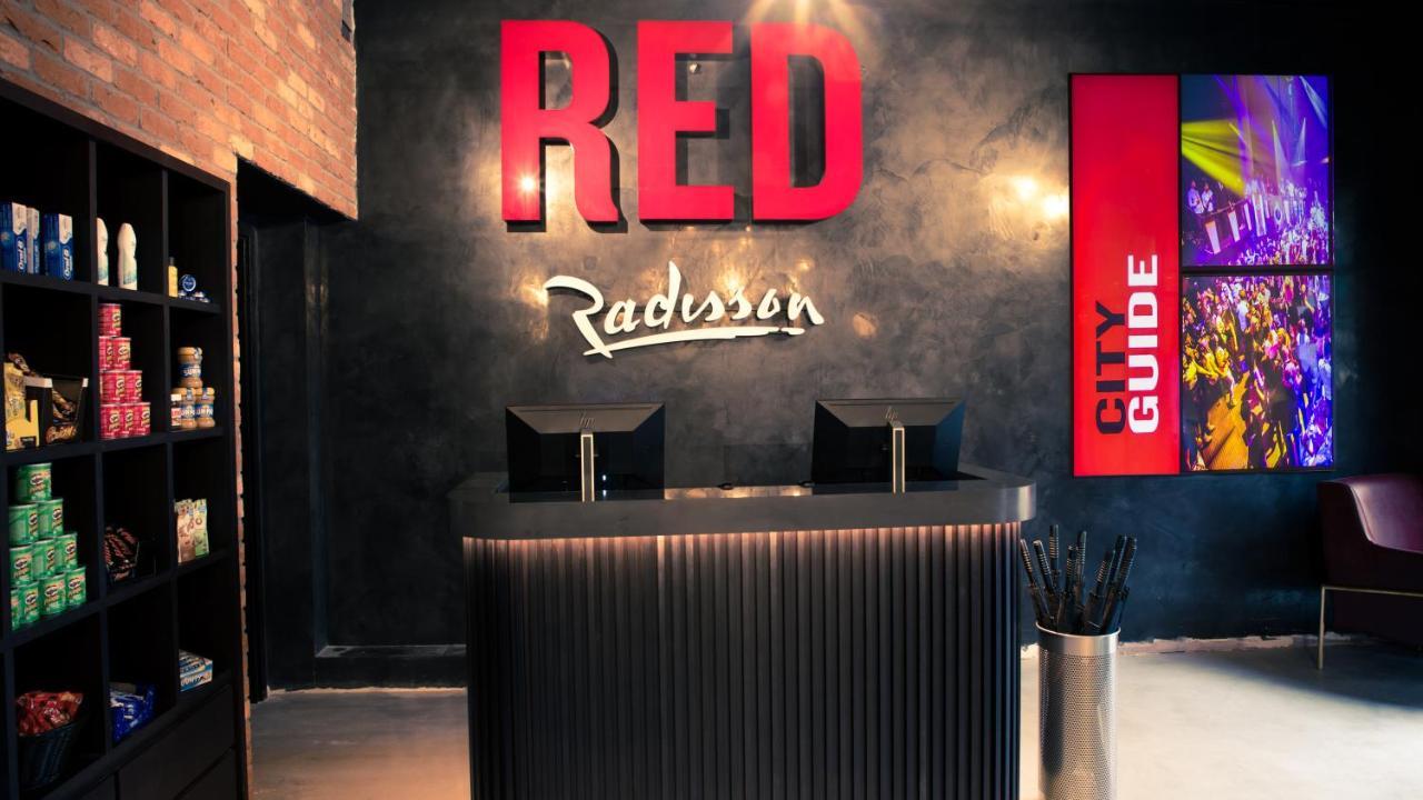 Radisson Red London Greenwich The O2 Exterior foto